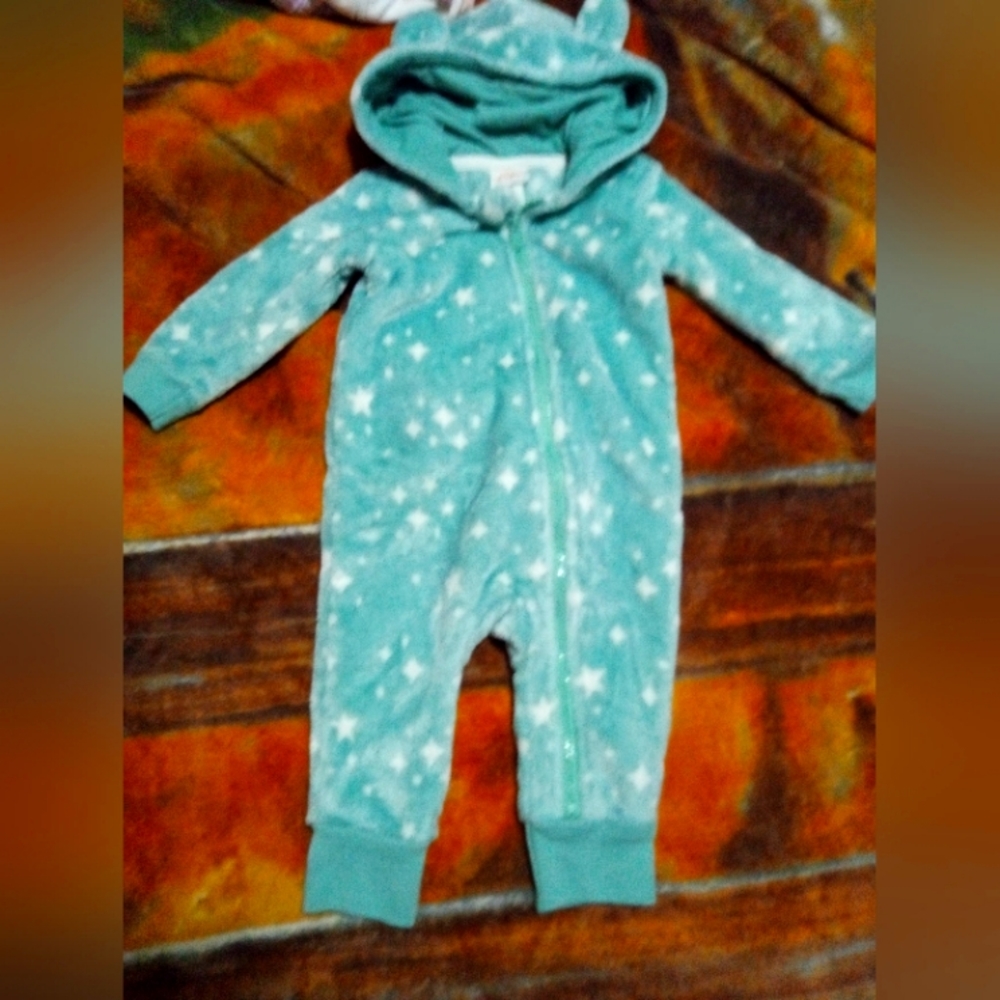 3/6 mths romper/onsie